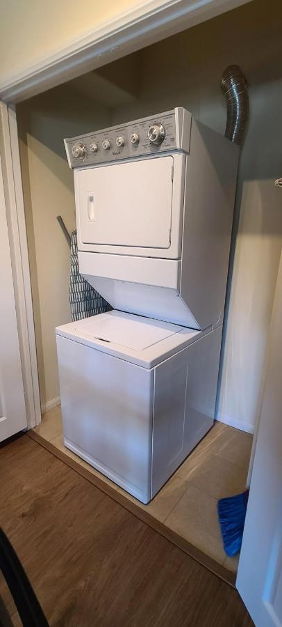 Gorgeous Downtown Angeles Must Apartment